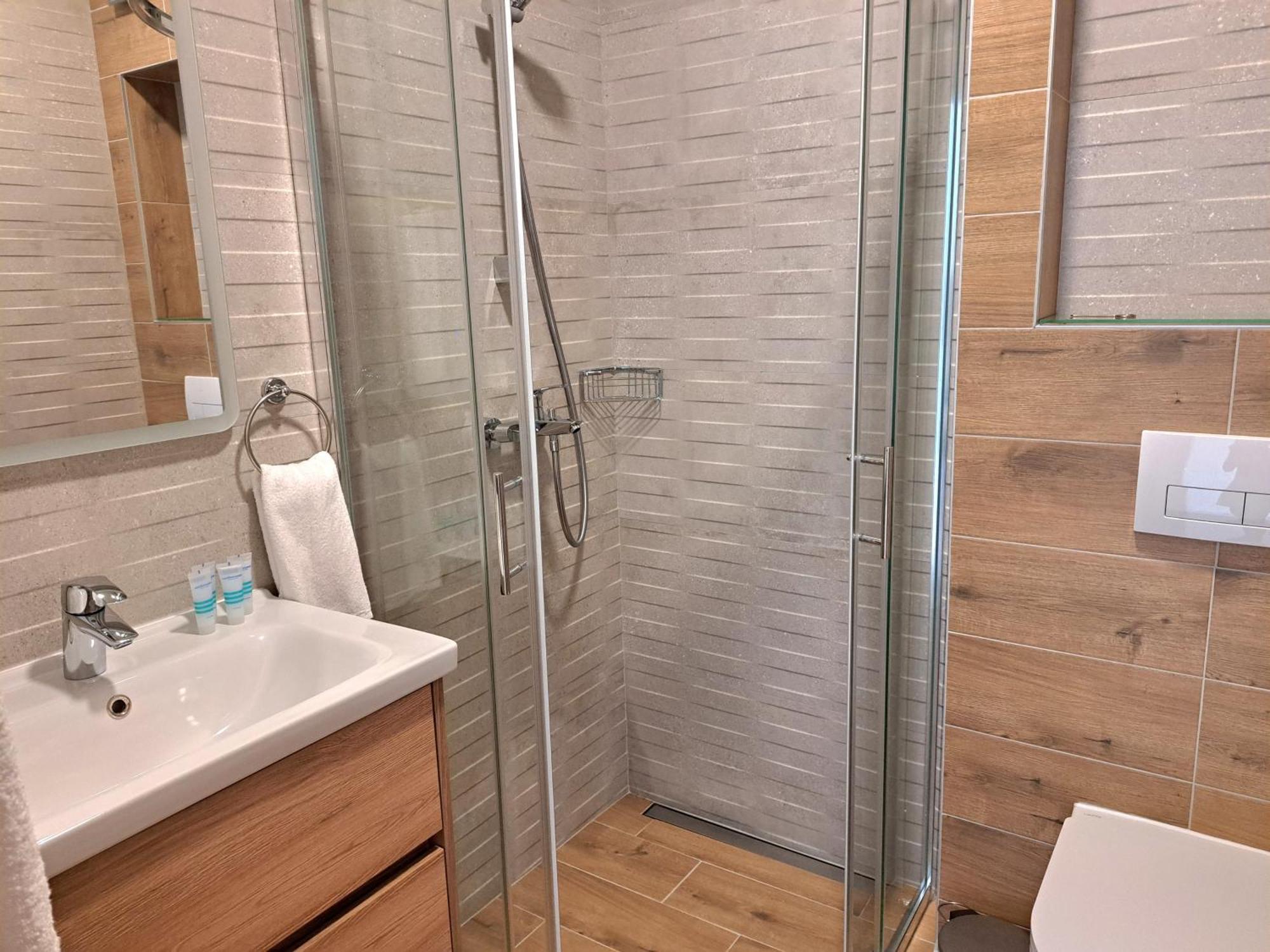 Apartment & Room Ladisic Orasac Pokoj fotografie
